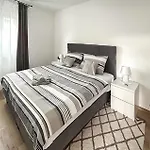 Amazing Home In Vodnjan With Sauna *