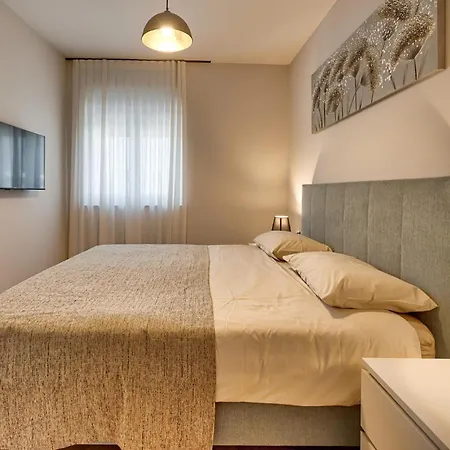 Amazing Home In Vodnjan With Sauna *
